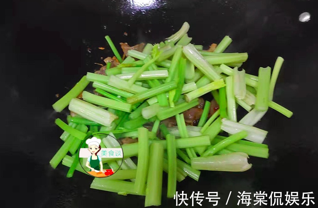 番茄|此青菜,铁含量比番茄多20倍,简单炒一炒,鲜香脆嫩,补血要多吃