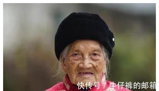 旷神怡|“小镇第一寿星”107岁奶奶养生秘诀:6个习惯,活过百年
