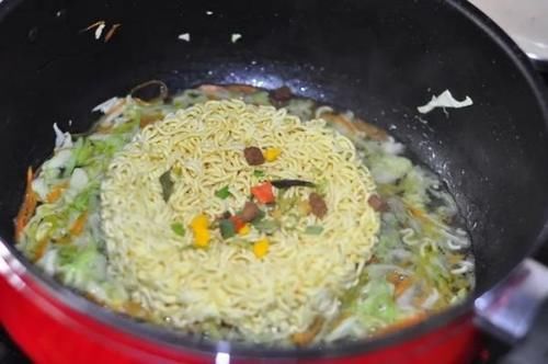  最完美的一人食！总有一碗炒面合你心意～