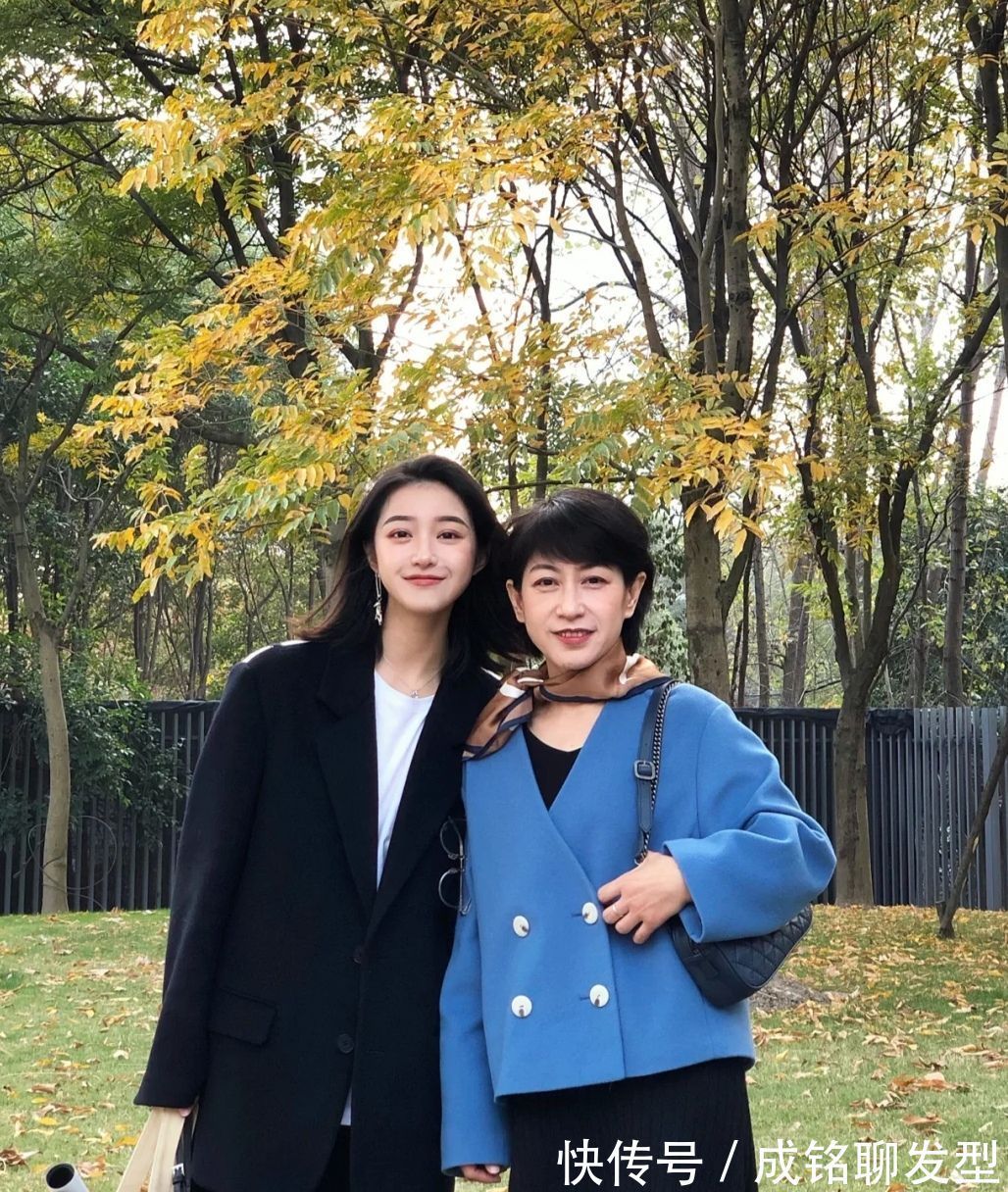 妈妈们|五六十岁的女人这样穿才好看,不老气不装嫩,优雅老去也很美