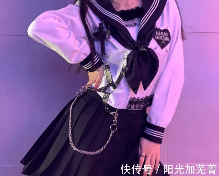 补习课|女生穿JK回家,被母亲骂“不学好”,家长,你自己肮脏的心暴露了