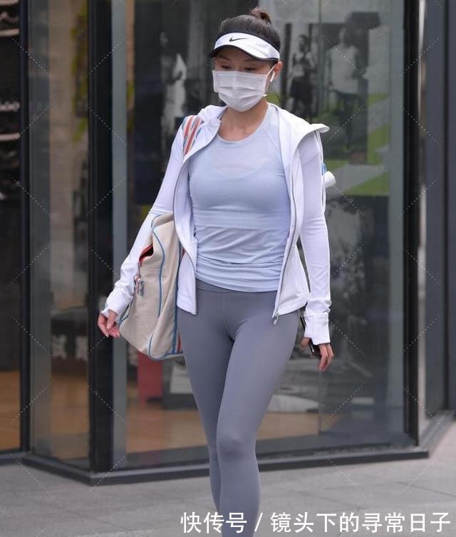 灰色 灰色系休闲风穿搭，轻松舒适，值得借鉴！