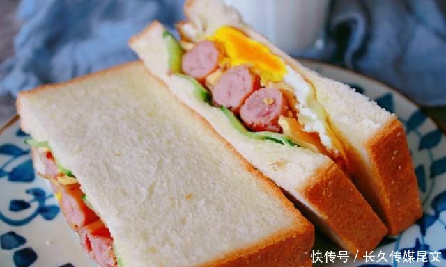  4种三明治的做法，大人孩子都爱吃，健康美味，学会早餐不用愁