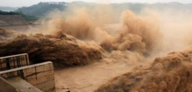 浑水也能钓鱼,老司机漫谈夏季浑水钓鱼技巧