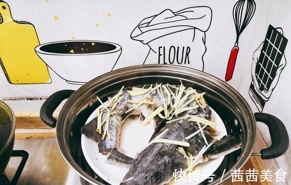 维生素不管蒸什么鱼，最“忌讳”直接上锅，腌制这一环节不要忘！