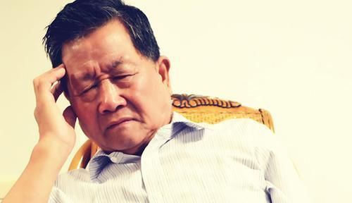 如果得了脑梗，身体是会有提醒的！接二连三的信号，别视而不见