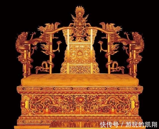 故宫|故宫的龙椅是什么材质的？