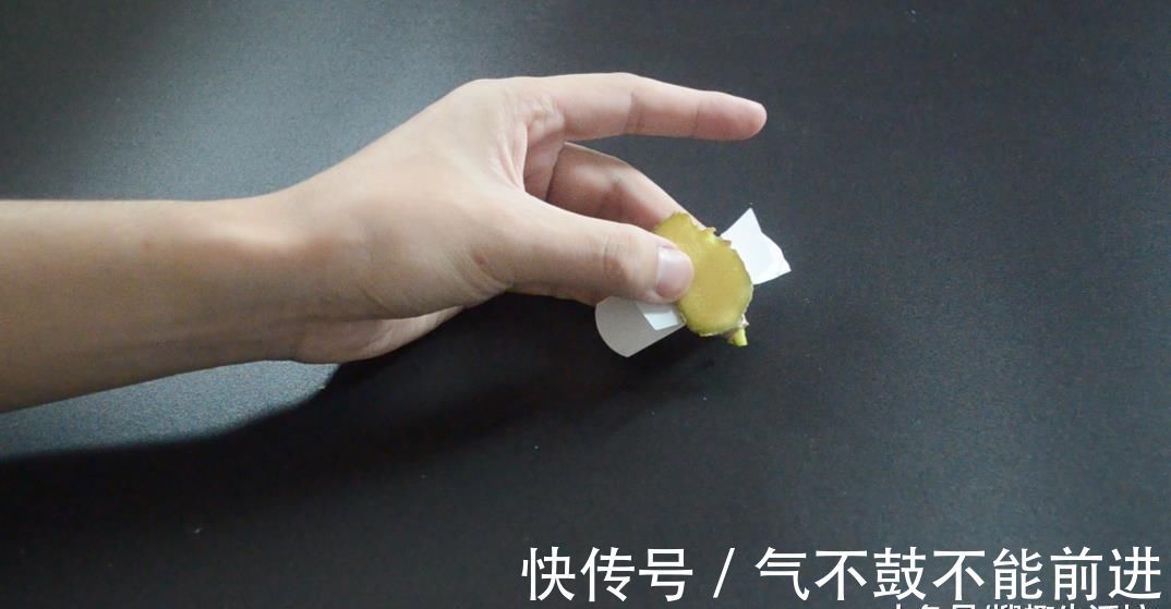 创可贴|创可贴贴在眼镜上太厉害了, 解决了很多人的困扰, 看完赶紧去试试