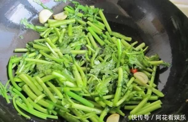 这道菜|失眠多吃这菜,每天吃一盘,安神无梦,睡到自然醒