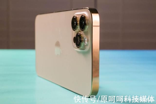 拍照|围观!2021年全方位最好的“海外拍照”手机推荐，您更喜欢谁?
