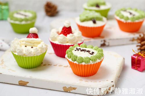 自制圣诞小清新蛋糕,稍加装饰就能惊艳众人,细腻香甜好看又好吃