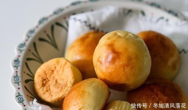 烤盘|不用面包机，不用一直揉面，在家也能做出暄软小餐包，当早餐真好