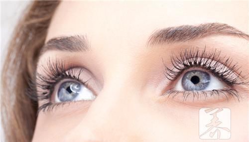 美瞳线眼尾如何做好看