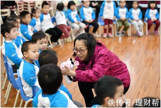 北京理工大学|菲仕兰儿童饮奶食育课堂走进北京理工大学幼儿园