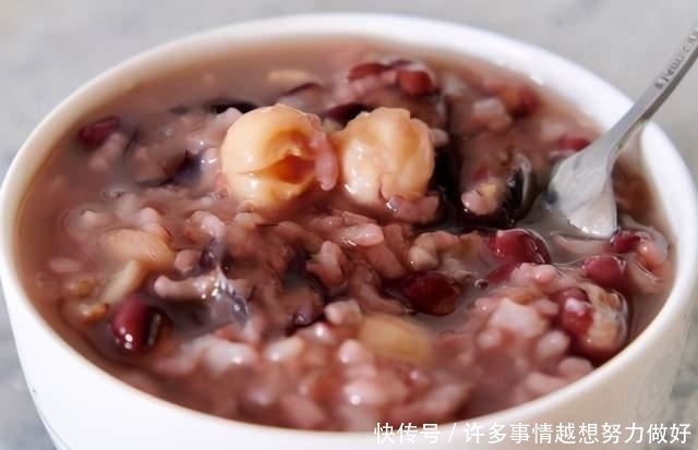 初春,早饭要多吃的食材,煮粥,除湿,春干,我家三巧五