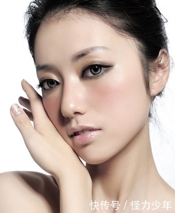 如何赶走黑眼圈、眼袋、细纹