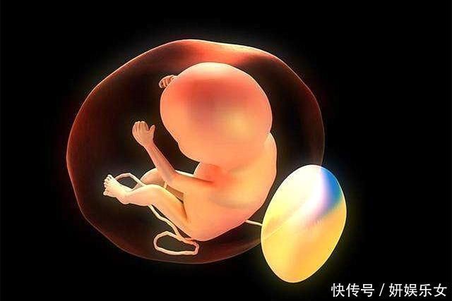 孕妈误将肚子跳动当胎动，其实是胎儿“打嗝”，在为出生做准备