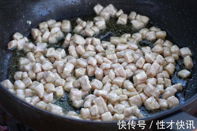 豆制品|既是豆制品又是蔬菜,一块五就能买一斤,越嚼越香,常吃有益健康