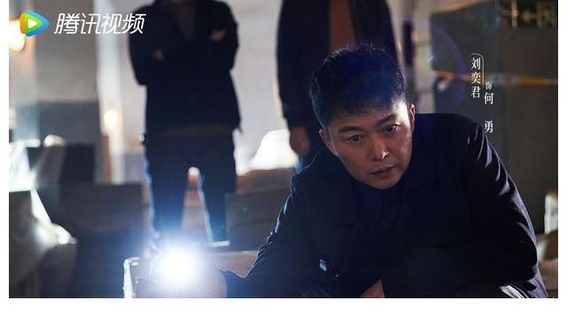 掃黑風暴|《掃黑風暴》首曝預告 孫紅雷變一線干警搭檔張藝興 劉奕君