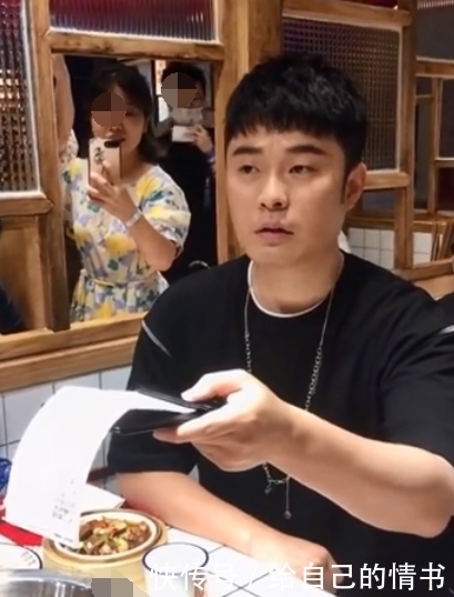 网友:陈赫火锅店又出事?顾客自曝吃出塑料,这事是真的吗?