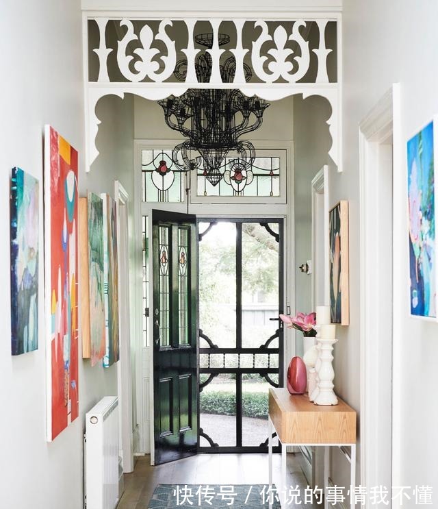 现代|幸福的四口之家，一扇生动记录风景的窗，草绿色的客厅，人人羡慕！