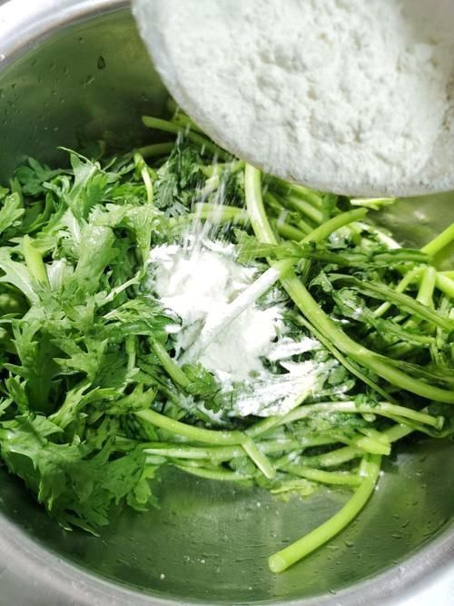 睡眠|这菜是“助眠高手”，遇到别错过，常吃睡眠好，肝脏越来越健康