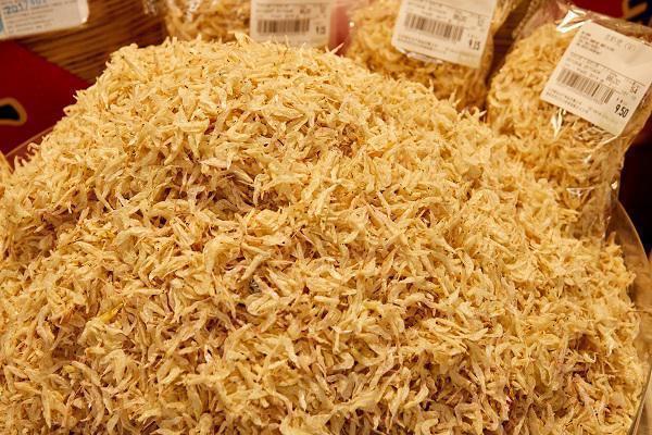 补充|50岁后要养骨,骨科医生不但要多喝牛奶,4物也要舍得吃