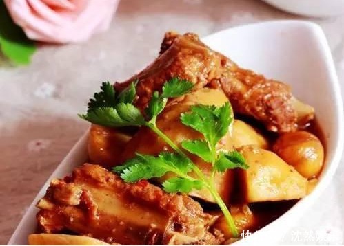 家庭聚会上,好友做了一桌子菜,我最喜欢这几道菜,菜谱分享给你