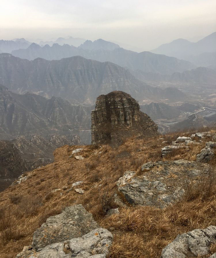 涞水|穿越高山和人群，涞水黄土顶—大北顶—大寨顶徒步旅游