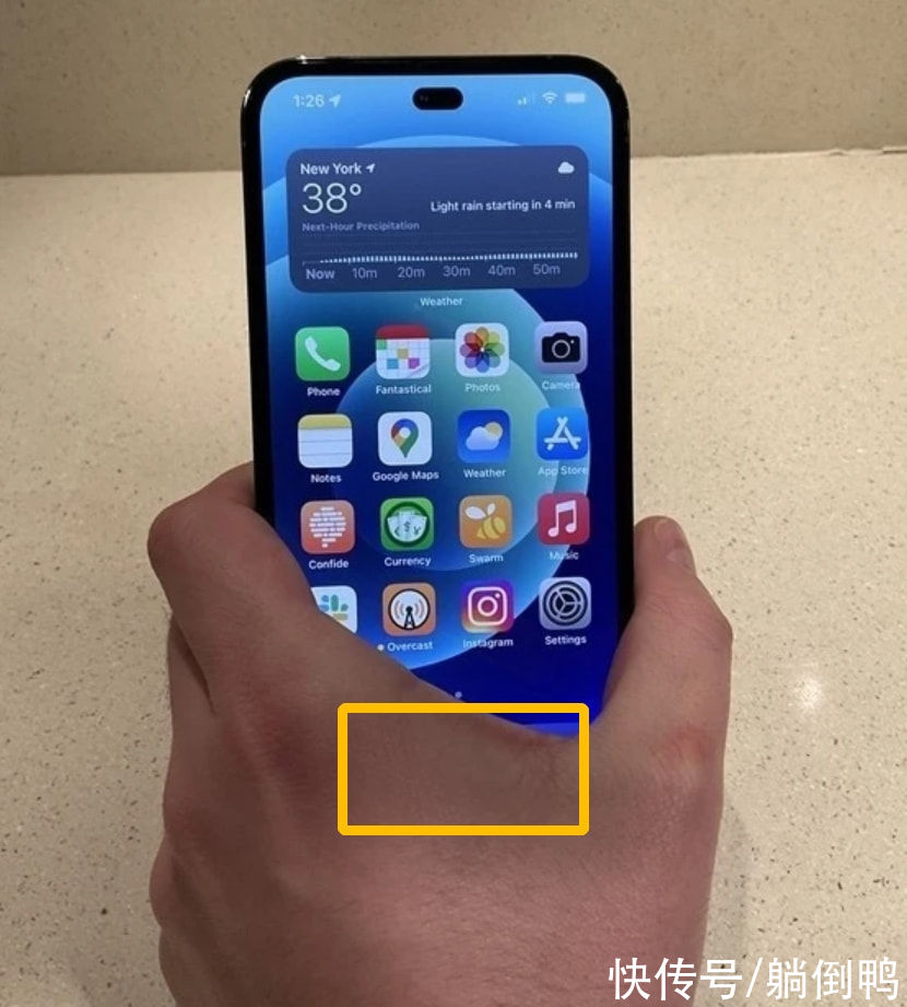 苹果|iPhone 14/15“真机照”接连泄露？！苹果这回玩大了……