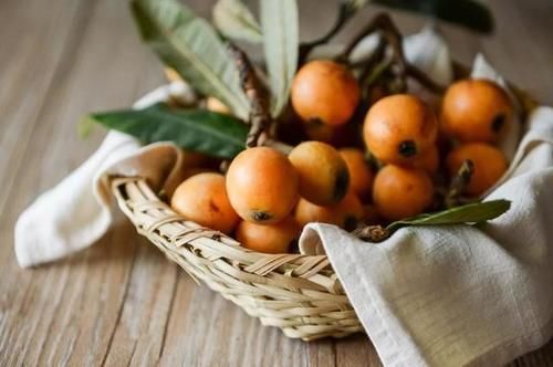 雪梨|大蒜会“引发”肺结节?劝告:除了大蒜,这“3物”也请管住嘴