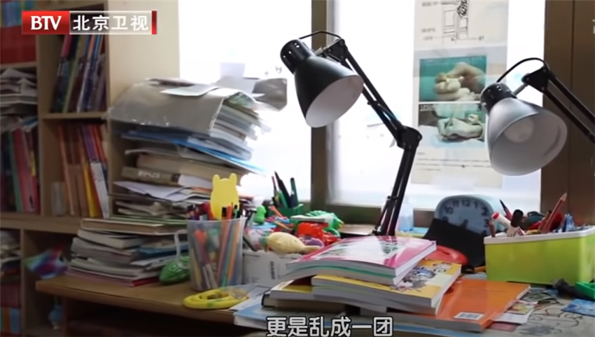 居室|广州一家5口挤51㎡老房,衣柜隔房间爷孙天天睡阳台这能行吗