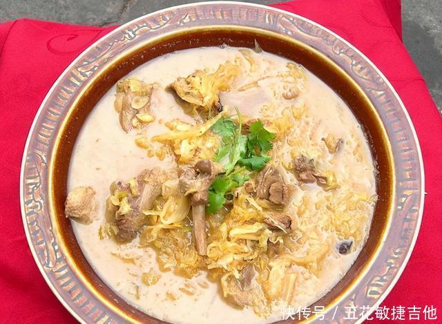 鲜汤|八道以酸菜为主的菜品,不管是聚会还是家宴都是很好的选择