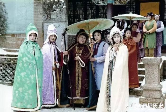 神瑛侍者|红楼梦 世人都说林黛玉尖酸刻薄, 不善交际, 真的是这样吗