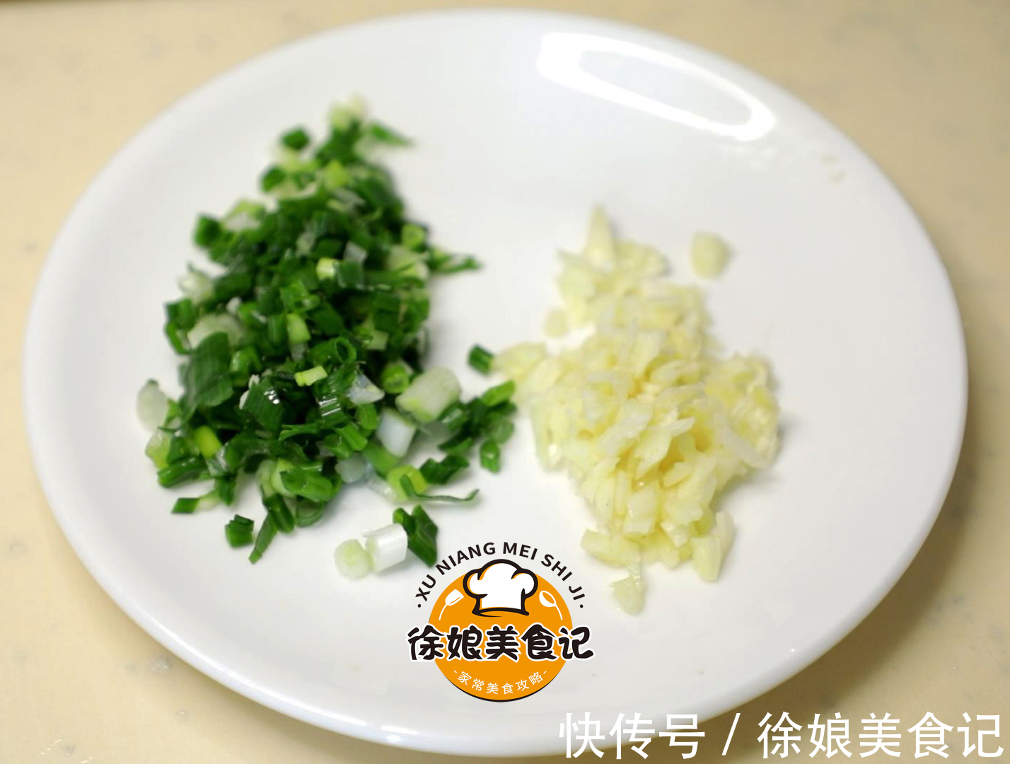 好吃|杏鲍菇，千万不要直接炒，这样做实在太好吃了，开胃解馋上桌光盘