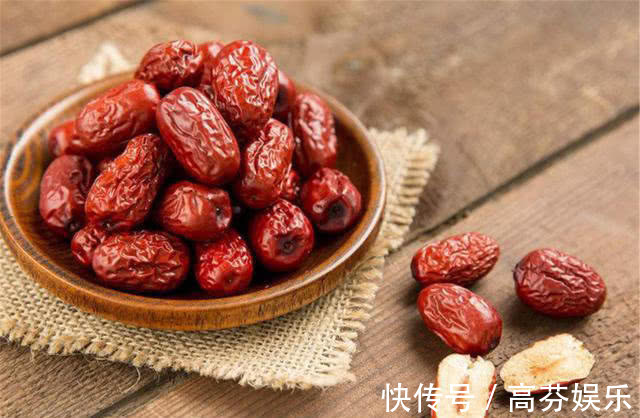 养肝明目|枸杞和它是“黄金搭档”,每天喝两口,肾气补满了,肝也干净了