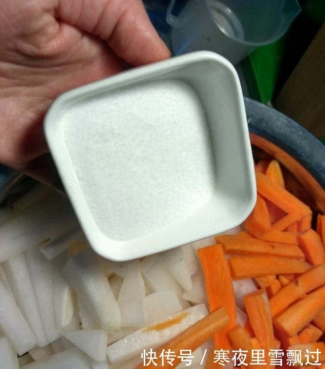 关键|如何才能让做出的萝卜条又酸又爽口,关键是这几步
