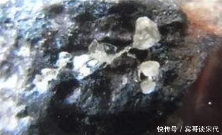 1500万年前陨石坠落此地，撞出了地球上最贵小镇，拥有7万吨钻石