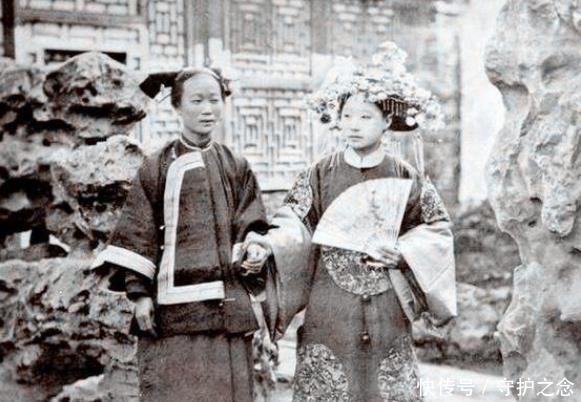 堪比|清朝真正的贵族小姐,颜值堪比现代明星,李鸿章妻女罕见出镜!