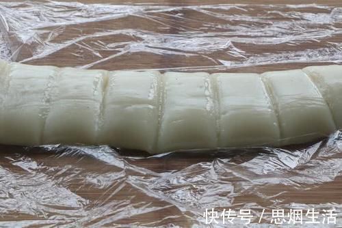 好吃|糯米粉别再做雪媚娘了，教你简单又好吃的做法，多吃也不怕胖