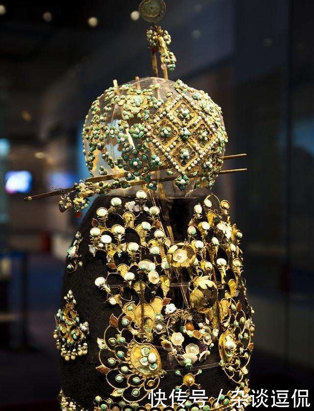 遗宝金|何家村遗宝金梳背制作工艺成谜,专家说,这是高超的“炸”珠工艺