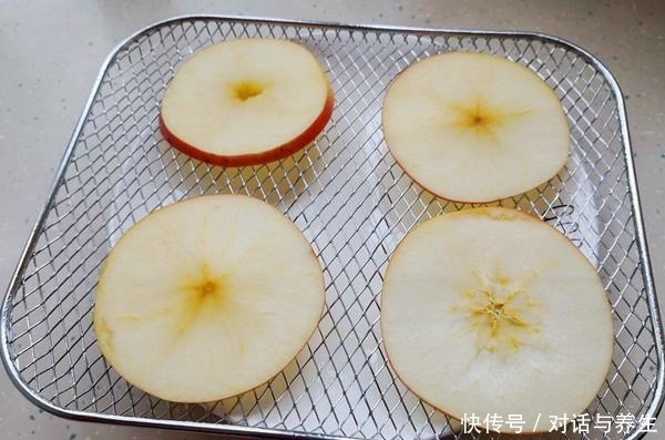 最通便的水果被发现,便秘的人每天空腹吃它,