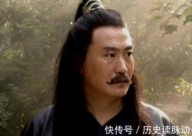 任盈盈|真正的笑傲江湖？衡山派掌门莫大先生云雾十三变，他的武功有多高