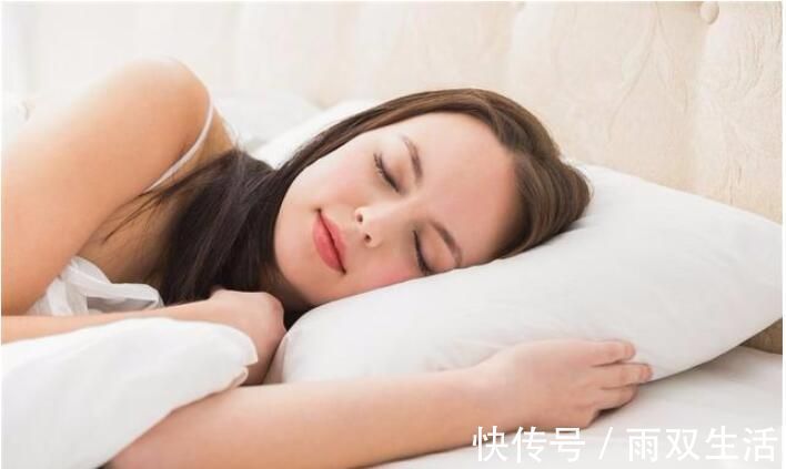 疏肝理气|肝血不足极易失眠！主任指点坚持1招，疏肝理气治失眠！