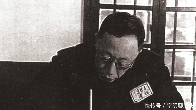 遇见|溥仪坐公交回家,遇见一众老臣跪地高呼万岁,溥仪的反应太机智!