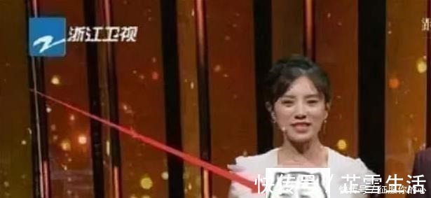 知名女主持現場失誤，少穿一件衣服，張國立的反應暴露真實人品