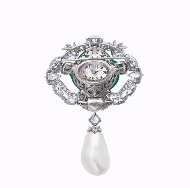 珠宝|当人类邂逅美丽的珍珠,它耀眼的存在,引发背后无数个传奇的故事