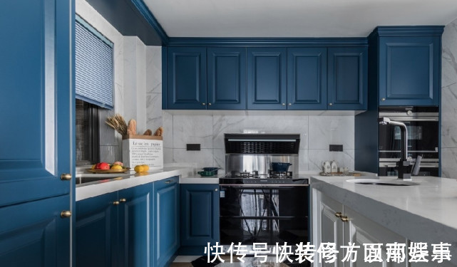 敞开式|95平慵懒二居室,敞开式书房增加空间采光和与客餐厅的互动性