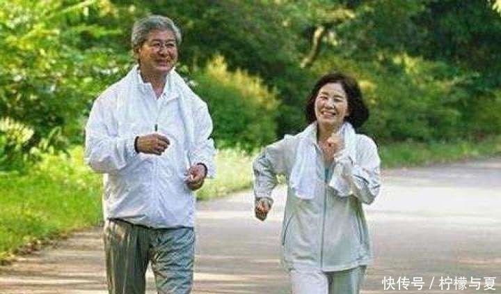 疏通血管|脑梗的祸根已经找到了，长做三件事，可疏通血管，促进血液循环