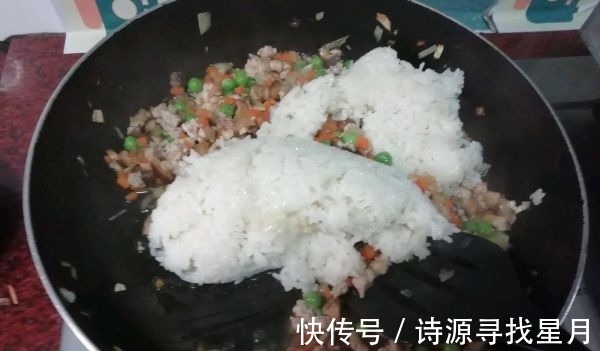 汤汁|糯米烧麦怎么做才好吃，和面和馅都有技巧，米粒吸满汤汁肉香四溢！